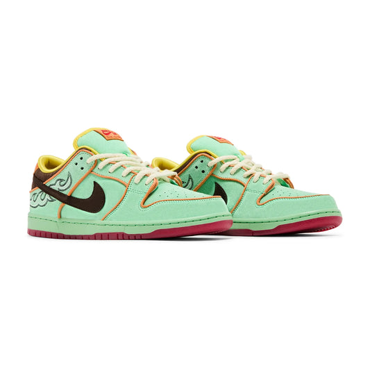 Nike Dunk Low SB Rodeo Tourmaline