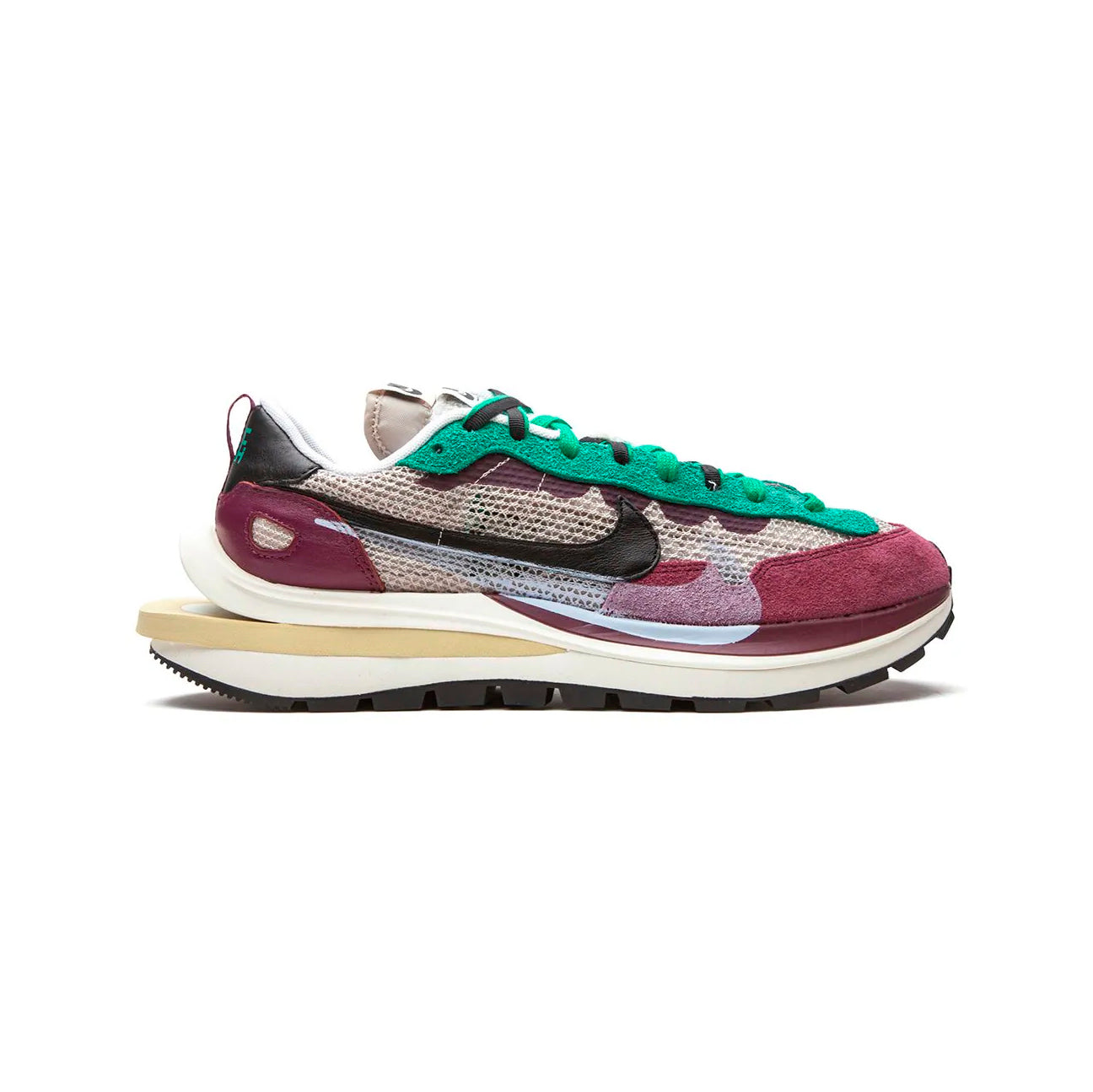 Nike Pegasus VaporFly x Sagai Villain Red Neptune Green