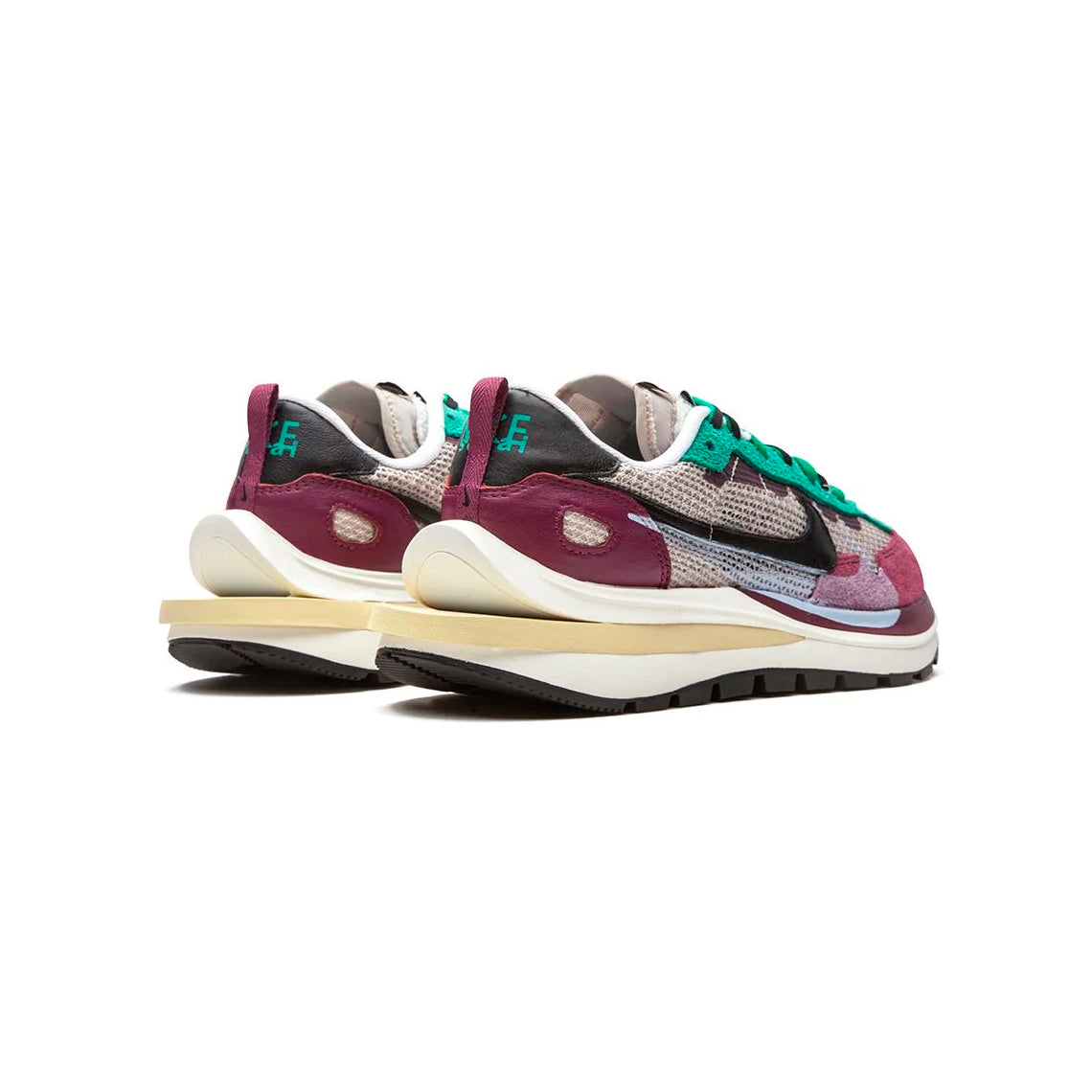 Nike Pegasus VaporFly x Sagai Villain Red Neptune Green