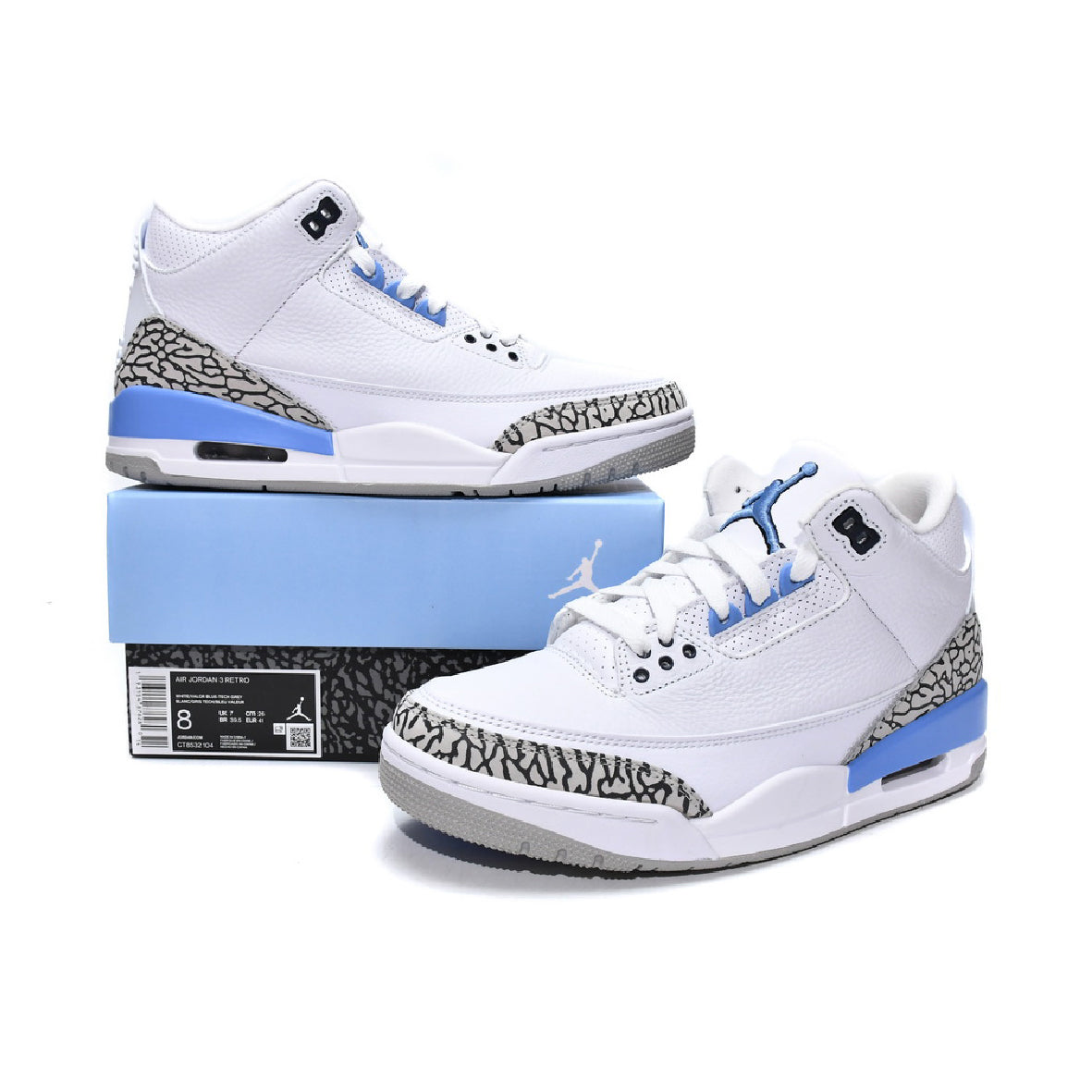 Air Jordan 3 Retro UNC