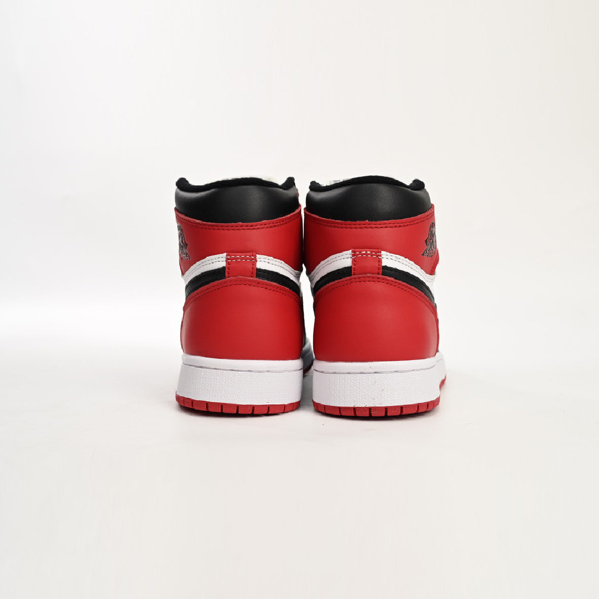 Air Jordan 1 Satin Black Toe