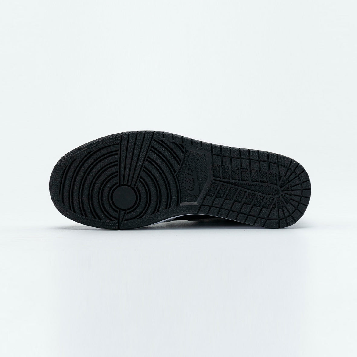 Air Jordan 1 Shadow 2.0 Black Light Smoke Grey