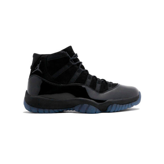 Air Jordan 11 Retro Cap and Gown