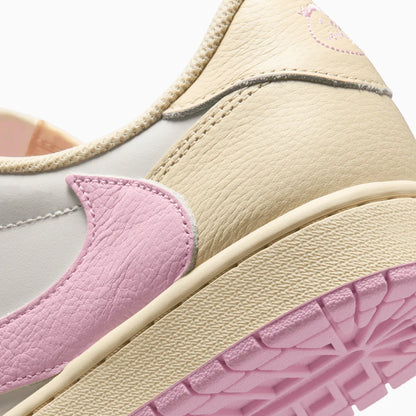 Air Jordan Retro 1 Low x Travis Scott Retro Shy Pink