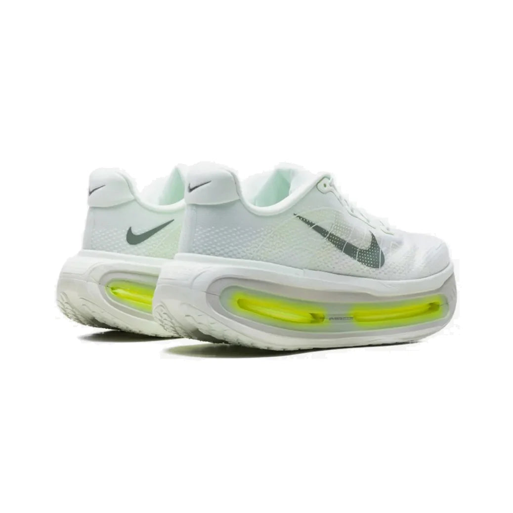 Nike Vomero Premium Barely Volt - vista 3