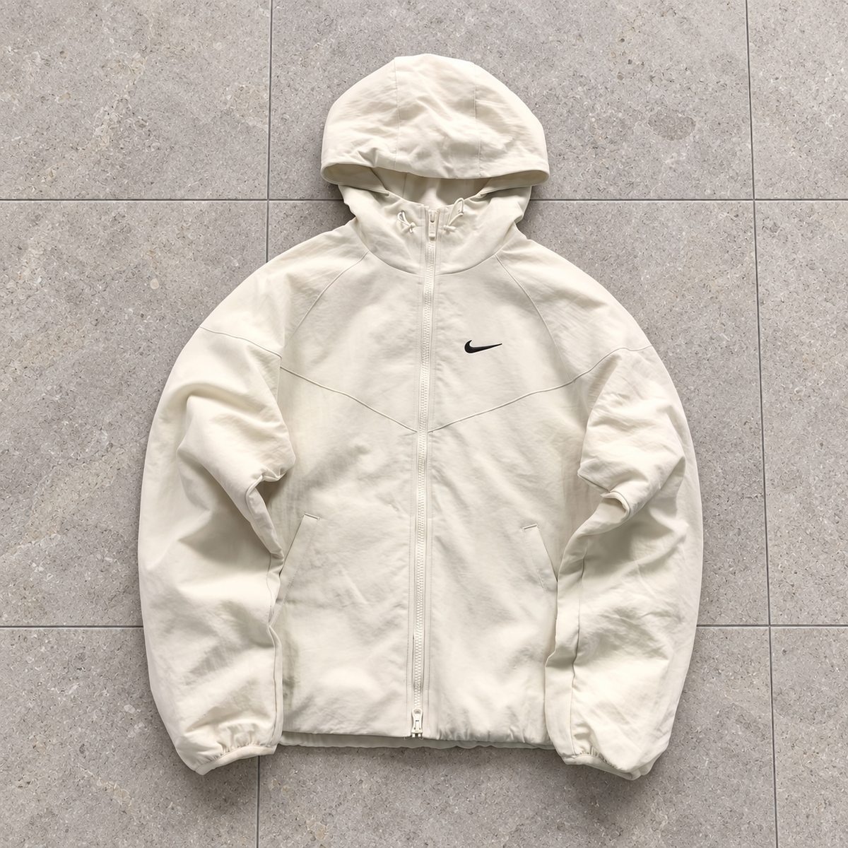 Nike Windrunner Therma-FIT Jacket Off White