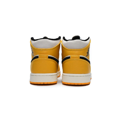 Air Jordan 1 Mid SE Lakers